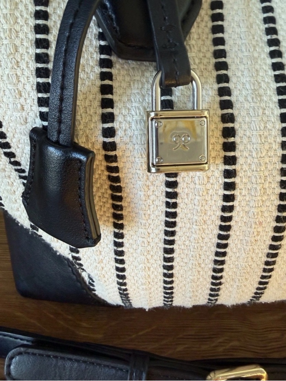 Nine West Brooklyn Jet Set Carryall Satchel Ivr/Blk Classic City Preppy 90’s - Picture 15 of 16